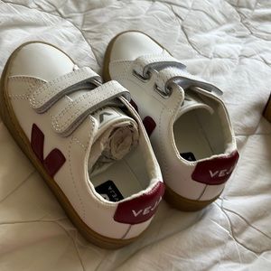 Veja sneakers